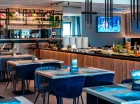 W obiekcie działa restauracja 4 Seasons