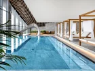 Z drugiej strony wellness jest relaksujący zakątek z brodzikiem