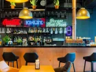 To miejsce na kolorowego drinka, ciasto i niespieszną rozmowę