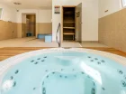 Strefę wellness dopełnia jacuzzi