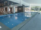 Sercem wewnętrznej strefy wellness jest kryty basen
