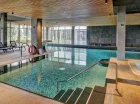 Przygotowano tam nowoczesny kryty basenu, jacuzzi i brodzik dla dzieci