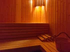 Za dodatkową opłatą można skorzystać z seansu w saunie