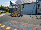 Znajdują się tutaj place zabaw dla dzieci