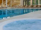 Z basenami sąsiadują dwie niecki jacuzzi