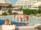 Hotel Olympia z basenem przy plaży w Chorwacji