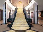 Główne hotelowe schody