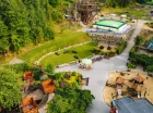 Latem w hotelu funkcjonuje Magiczna Osada, pełna atrakcji dla dzieci