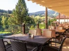 Restauracja Panorama z tarasem i przeszklonym ogrodem zimowym