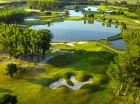 Hotel jest uroczo położony tuż przy pięknym polu golfowym