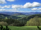 Podczas jazdy ucieszą Was cudowne widoki, panorama Tatr, a często owce na halach