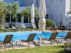 Hotel z basenem zewnętrznym na wyspie Losinj w Chorwacji