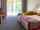 Rozkładana kanapa w pokoju 2-osobowym spokojnie pomieści 2 dzieci