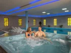 Jacuzzi w jednej ze stref wellness