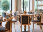 W resorcie mieści się elegancka restauracja