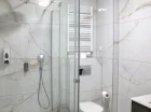 Łazienka pokoju hotelowego