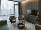 Pokój 2+2 deluxe ma osobny salon z rozkładaną kanapą