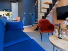 W obiekcie można zatrzymać się w nowoczesnym apartamencie z antresolą