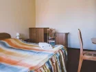 W każdym pokoju mieści się podwójne łóżko, są też ręczniki i pościel
