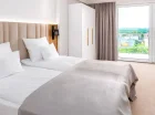 Oraz odrębną sypialnię (apartament superior)