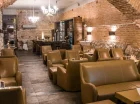 Hotel posiada 2 sale restauracyjne i drink bar