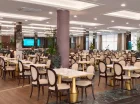 Restauracja bufetowa jest bardzo przestronna