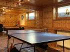 W hotelu znajduje się stół do ping-ponga