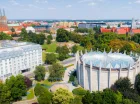 Radisson sąsiaduje z parkiem, w którym jest Panorama Racławicka