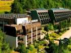 Kompleks składa się z budynku 3* hotelowego i sanatoryjnego