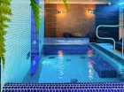Hotel posiada nowoczesne zaplecze basenowo-saunowe