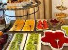 Są także owoce i słodkości