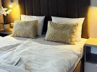 To komfortowy, nowocześnie urządzony apartament składający się 2 pomieszczeń