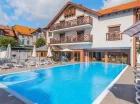 Hotel Kahlberg jest położony w Krynicy Morskiej