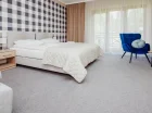 Pokój deluxe z balkonem i kanapą