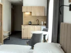 W pokoju hotelowym komfort jest aneks kuchenny