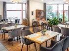 Obiekt posiada stylową restaurację z kawiarnią