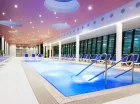 W tym hotelu na gości czekają dobroczynne dla zdrowia kąpiele w wodzie termalnej