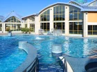Hotel sąsiaduje bezpośrednio z pełnym atrakcji kompleksem termalnym