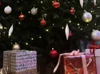 Po kolacji wigilijnej przychodzi Mikołaj z prezentami