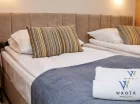 Apartament superior ma osobną sypialnię, a premium - 2 osobne sypialnie