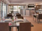 W hotelu mieszczą się restauracje i bary