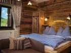 Do wyboru są pokoje Standard, Comfort oraz rodzinne apartamenty