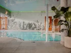 Hotel ma 2 baseny: wewnętrzny i zewnętrzny