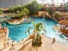 Tropical Islands to potężny całoroczny resort wodny w Niemczech