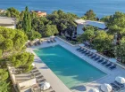 Ad Turres Holiday Resort**** jest oddalony zaledwie 500 m od morza