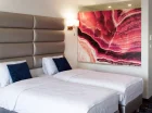 Ferry Resort zaprasza do klasyków z balkonami i klimatyzacją