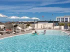 Nautilus to hotel przy plaży z basenem
