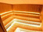 Można tutaj skorzystać z dwóch rodzajów saun: suchej i parowej